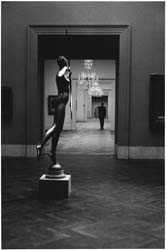USA. New York City. 1949. Metropolitan Museum of Art. (PAR42391)